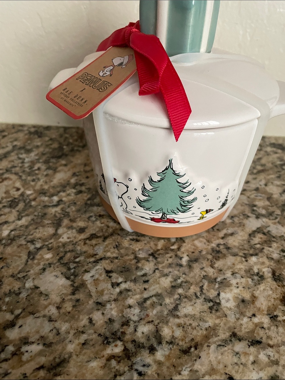 Peanuts Snoopy & Woodstock Ceramic Covered Canister with Green  🎄 Tree